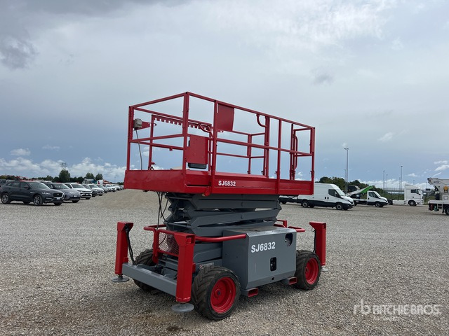 2007 Skyjack SJ6832 RT Diesel Scissor Lift - رافعات مقصية: صور 3 2007 Skyjack SJ6832 RT Diesel Scissor Lift - رافعات مقصية: صور 3