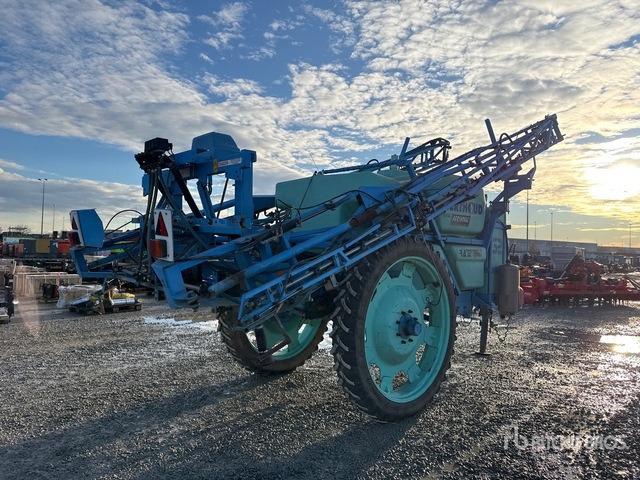 2008 Berthoud Raca 32RD24 Pull-Type Sprayer - آلة الرش المقطورة: صور 3 2008 Berthoud Raca 32RD24 Pull-Type Sprayer - آلة الرش المقطورة: صور 3
