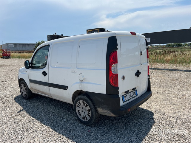 2008 Fiat Doblo (Inoperable) Van Truck - فان المدمجة: صور 4 2008 Fiat Doblo (Inoperable) Van Truck - فان المدمجة: صور 4
