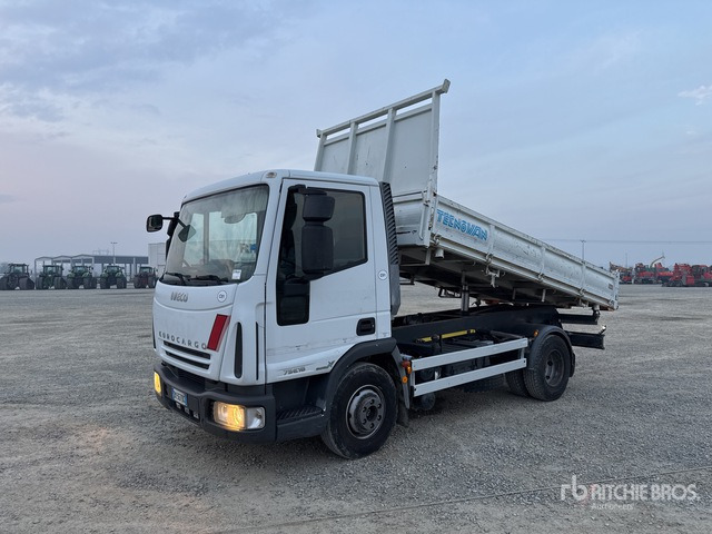 2008 Iveco Eurocargo 75E16 4x2 Dump Truck: Light Duty - قلابات: صور 2 2008 Iveco Eurocargo 75E16 4x2 Dump Truck: Light Duty - قلابات: صور 2