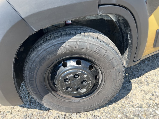 2010 Fiat Ducato 160 Mjt Autocarro furgonato - فان: صور 5 2010 Fiat Ducato 160 Mjt Autocarro furgonato - فان: صور 5