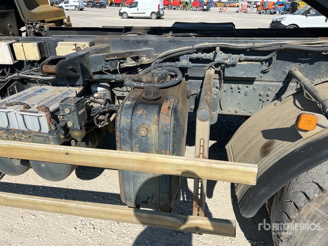 2010 MAN TGA 33.400 6x4 T/A Dump Truck - التقطيع جزازة/ ماكينات قطع الحشائش: صور 5 2010 MAN TGA 33.400 6x4 T/A Dump Truck - التقطيع جزازة/ ماكينات قطع الحشائش: صور 5
