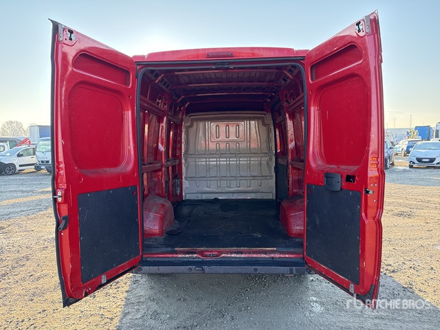 2011 Fiat Ducato Van Truck - بصندوق مغلق شاحنة: صور 5 2011 Fiat Ducato Van Truck - بصندوق مغلق شاحنة: صور 5