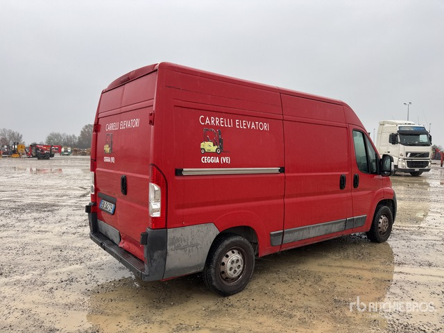 2012 Peugeot Boxer Van Truck - بصندوق مغلق شاحنة: صور 3 2012 Peugeot Boxer Van Truck - بصندوق مغلق شاحنة: صور 3