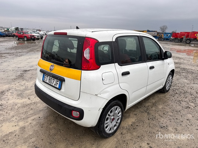 2013 Fiat Panda Automobile - سيارة: صور 3 2013 Fiat Panda Automobile - سيارة: صور 3