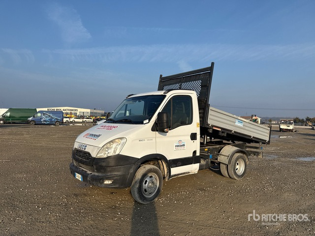 2013 Iveco Daily 35C11 S/A Dump Truck - قلابات: صور 1 2013 Iveco Daily 35C11 S/A Dump Truck - قلابات: صور 1