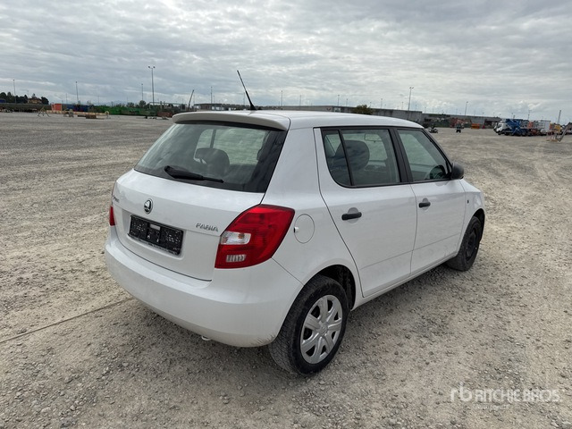 2013 Skoda Fabia Autovettura - سيارة: صور 3 2013 Skoda Fabia Autovettura - سيارة: صور 3