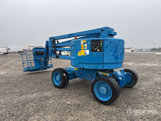 2014 Genie Z45/25J Diesel (Inoperable) Articulating Boom Lift - رافعات سلة مفصلية: صور 3 2014 Genie Z45/25J Diesel (Inoperable) Articulating Boom Lift - رافعات سلة مفصلية: صور 3