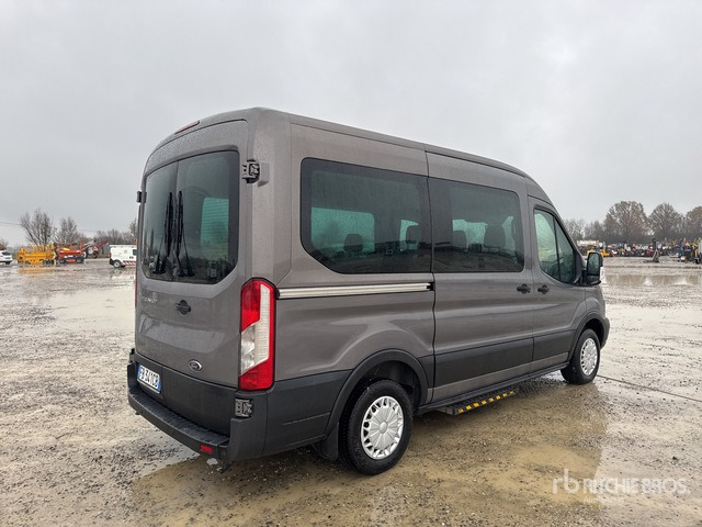 2015 Ford Transit 310T125 6-Seat Mini Bus - حافلة: صور 3 2015 Ford Transit 310T125 6-Seat Mini Bus - حافلة: صور 3