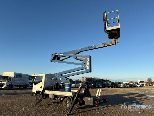 2015 Nissan Cabstar NT400 2015 Socage DA330 20 m on Bucket Truck - مصاعد الازدهار محمولة على شاحنة: صور 2 2015 Nissan Cabstar NT400 2015 Socage DA330 20 m on Bucket Truck - مصاعد الازدهار محمولة على شاحنة: صور 2