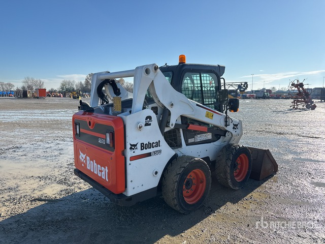 2016 Bobcat S570 Two-Speed Skid Steer Loader - شيول صغير: صور 3 2016 Bobcat S570 Two-Speed Skid Steer Loader - شيول صغير: صور 3