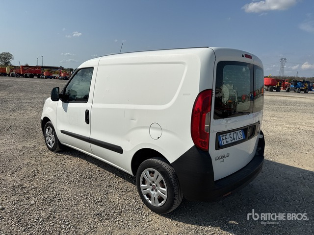 2016 Fiat Doblo Autocarro furgonato - فان المدمجة: صور 4 2016 Fiat Doblo Autocarro furgonato - فان المدمجة: صور 4