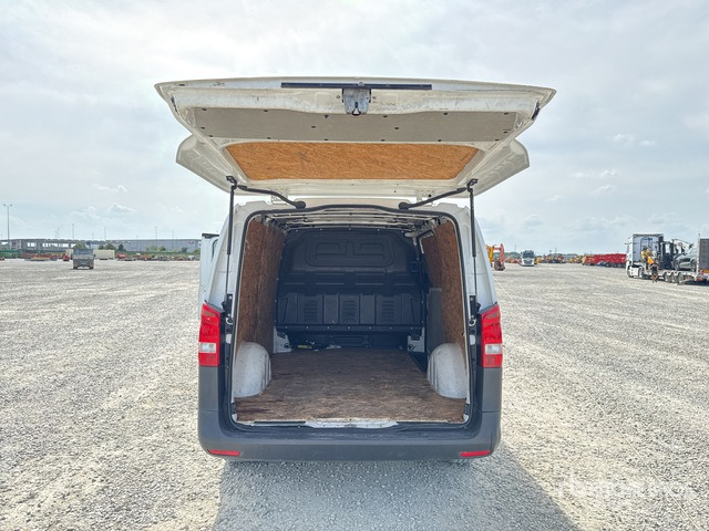 2016 Mercedes-Benz Vito Furgone cargo - فان: صور 5 2016 Mercedes-Benz Vito Furgone cargo - فان: صور 5