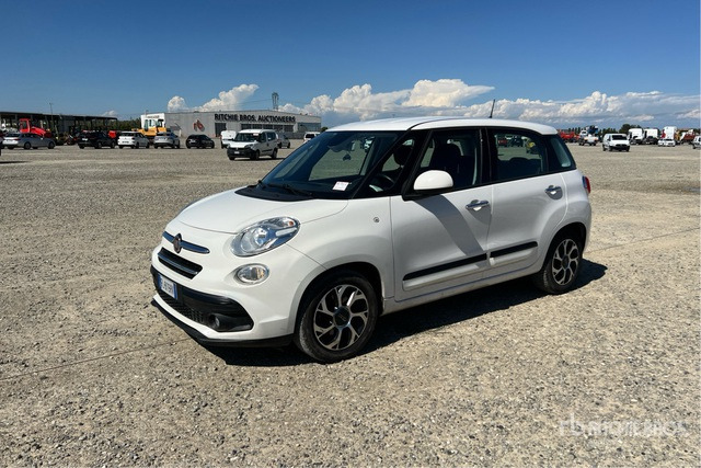 2017 Fiat 500L Autovettura - سيارة: صور 1 2017 Fiat 500L Autovettura - سيارة: صور 1