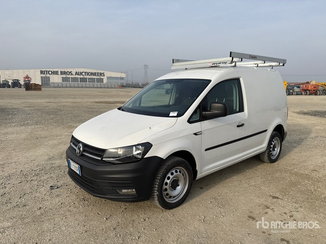 2017 Volkswagen Caddy Van Truck - بصندوق مغلق شاحنة: صور 1 2017 Volkswagen Caddy Van Truck - بصندوق مغلق شاحنة: صور 1