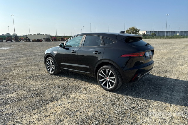 2018 Jaguar E Pace 2.0D I4 R-DYNAMIC SE 4WD 240CV SUV - سيارة دفع رباعي: صور 1 2018 Jaguar E Pace 2.0D I4 R-DYNAMIC SE 4WD 240CV SUV - سيارة دفع رباعي: صور 1