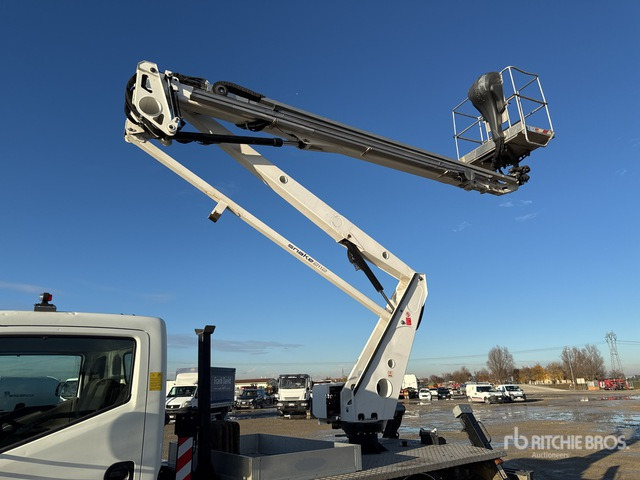 2018 Nissan Cabstar 35C13 2018 Oil&Steel Snake 21-12 21 m on Bucket Truck - مصاعد الازدهار محمولة على شاحنة: صور 4 2018 Nissan Cabstar 35C13 2018 Oil&Steel Snake 21-12 21 m on Bucket Truck - مصاعد الازدهار محمولة على شاحنة: صور 4