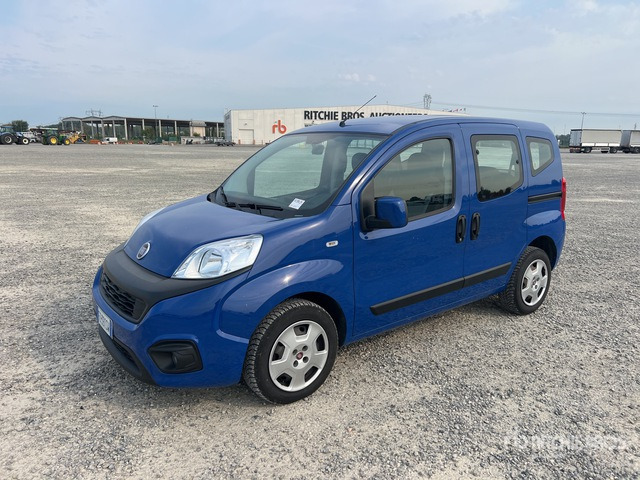 2019 Fiat Qubo Autocarro furgonato - الشاحنات الصغيرة كابينة مزدوجة: صور 1 2019 Fiat Qubo Autocarro furgonato - الشاحنات الصغيرة كابينة مزدوجة: صور 1