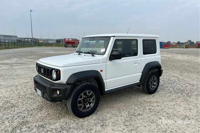 2019 Suzuki Jimny 1.5 Top 4wd allgrip 75KW/102CV SUV - سيارة دفع رباعي: صور 3 2019 Suzuki Jimny 1.5 Top 4wd allgrip 75KW/102CV SUV - سيارة دفع رباعي: صور 3