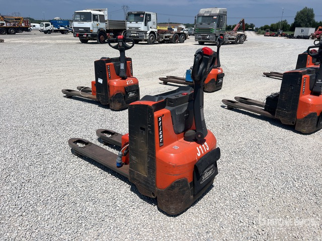 2019 Toyota LWE180 Electric Pallet Jack - معدات الرفع منخفض المستوى: صور 4 2019 Toyota LWE180 Electric Pallet Jack - معدات الرفع منخفض المستوى: صور 4