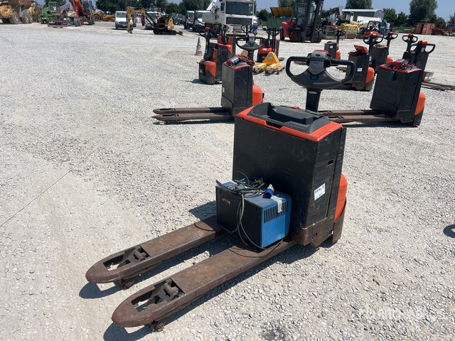 2019 Toyota LWE180 Electric Pallet Jack - معدات الرفع منخفض المستوى: صور 1 2019 Toyota LWE180 Electric Pallet Jack - معدات الرفع منخفض المستوى: صور 1