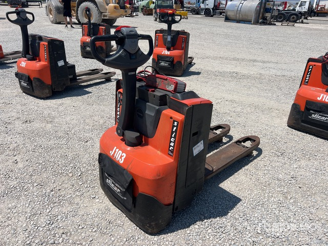 2019 Toyota LWE180 Electric Pallet Jack - معدات الرفع منخفض المستوى: صور 3 2019 Toyota LWE180 Electric Pallet Jack - معدات الرفع منخفض المستوى: صور 3