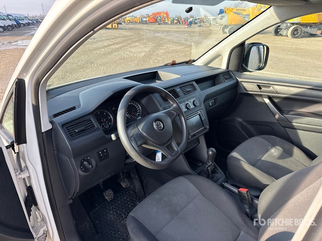 2019 Volkswagen Caddy 2.0 TDI 102CV BUSINESS Van Truck - بصندوق مغلق شاحنة: صور 4 2019 Volkswagen Caddy 2.0 TDI 102CV BUSINESS Van Truck - بصندوق مغلق شاحنة: صور 4