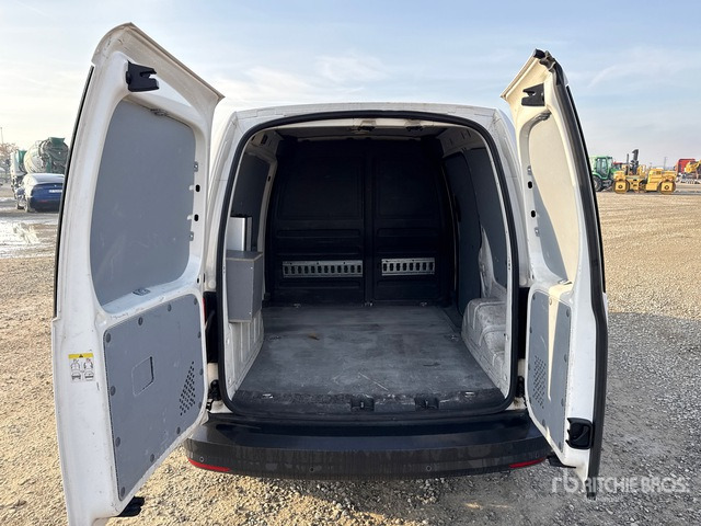 2019 Volkswagen Caddy 2.0 TDI 102CV BUSINESS Van Truck - بصندوق مغلق شاحنة: صور 5 2019 Volkswagen Caddy 2.0 TDI 102CV BUSINESS Van Truck - بصندوق مغلق شاحنة: صور 5