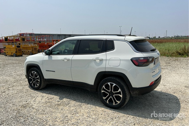 2021 Jeep Compass 1.3 T4 PHEV 190CV LIMITED 4XE SUV - سيارة دفع رباعي: صور 2 2021 Jeep Compass 1.3 T4 PHEV 190CV LIMITED 4XE SUV - سيارة دفع رباعي: صور 2