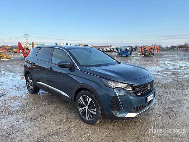 2021 Peugeot 5008 BLUEHDI 130CV ALLURE EAT8 S/S AUT. SUV - سيارة دفع رباعي: صور 3 2021 Peugeot 5008 BLUEHDI 130CV ALLURE EAT8 S/S AUT. SUV - سيارة دفع رباعي: صور 3