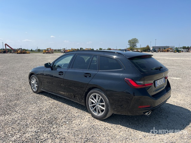 2022 BMW 320d Station wagon - سيارة ستيشن: صور 4 2022 BMW 320d Station wagon - سيارة ستيشن: صور 4