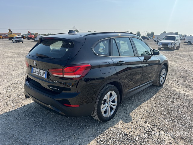 2022 BMW X1 XDRIVE 25E BUSINESS ADVANTAGE AUTO SUV - سيارة دفع رباعي: صور 3 2022 BMW X1 XDRIVE 25E BUSINESS ADVANTAGE AUTO SUV - سيارة دفع رباعي: صور 3