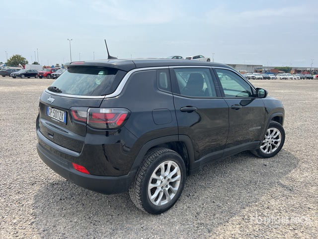 2023 Jeep Compass SP 1.5 SUV - سيارة دفع رباعي: صور 3 2023 Jeep Compass SP 1.5 SUV - سيارة دفع رباعي: صور 3