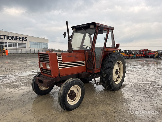 Fiat 780 2WD Tractor - جرار: صور 1 Fiat 780 2WD Tractor - جرار: صور 1