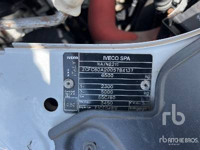 قلابات IVECO DAILY 60C15 4x2: صور 6