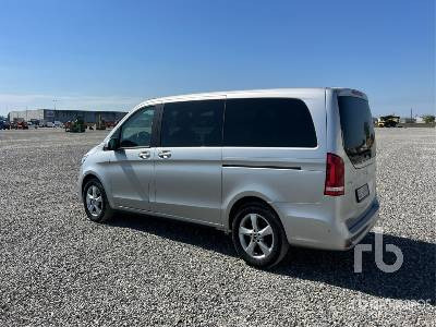 MERCEDES-BENZ CLASSE V EXECUT AWD 4 Matic - سيارة: صور 3 MERCEDES-BENZ CLASSE V EXECUT AWD 4 Matic - سيارة: صور 3