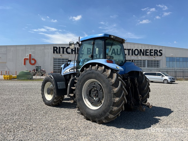 New Holland TG255 4WD Tractor - جرار: صور 3 New Holland TG255 4WD Tractor - جرار: صور 3