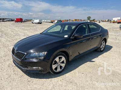 SKODA SUPERB - سيارة: صور 1 SKODA SUPERB - سيارة: صور 1