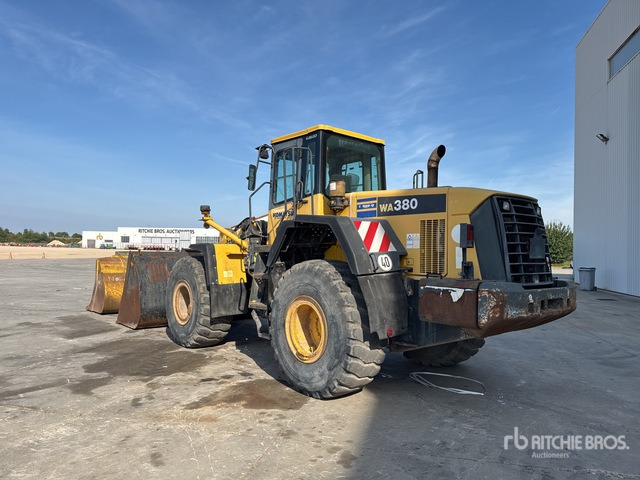2006 Komatsu WA-380-5 Chargeuse Sur Pneus Wheel Loader - اللودر بعجل: صور 1 2006 Komatsu WA-380-5 Chargeuse Sur Pneus Wheel Loader - اللودر بعجل: صور 1