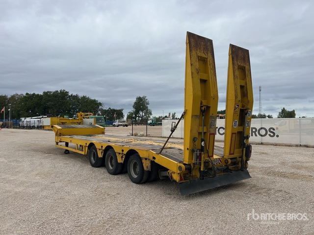 2007 Faymonville TL3GE Tri/A Semi-Remorque Porte-Engin ... Lowboy Trailer - عربة مسطحة منخفضة نصف مقطورة: صور 4 2007 Faymonville TL3GE Tri/A Semi-Remorque Porte-Engin ... Lowboy Trailer - عربة مسطحة منخفضة نصف مقطورة: صور 4