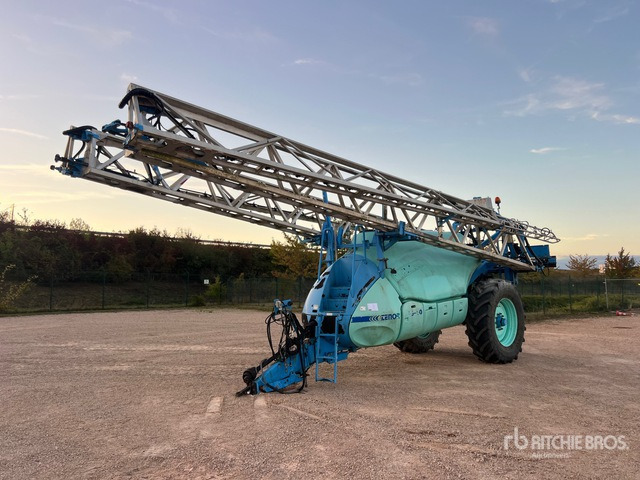 2008 Berthoud Tenor 55-60 DP Tronic 42 m High Clearance Pulverisate ... Pull-Type Sprayer - آلة الرش المقطورة: صور 2 2008 Berthoud Tenor 55-60 DP Tronic 42 m High Clearance Pulverisate ... Pull-Type Sprayer - آلة الرش المقطورة: صور 2