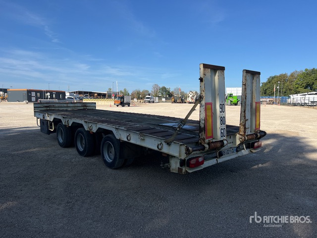 2008 Louault Tri/A Remorque Porte-Engins 3 E ... Lowboy Trailer - شاحنة نقل سيارات مقطورة: صور 3 2008 Louault Tri/A Remorque Porte-Engins 3 E ... Lowboy Trailer - شاحنة نقل سيارات مقطورة: صور 3