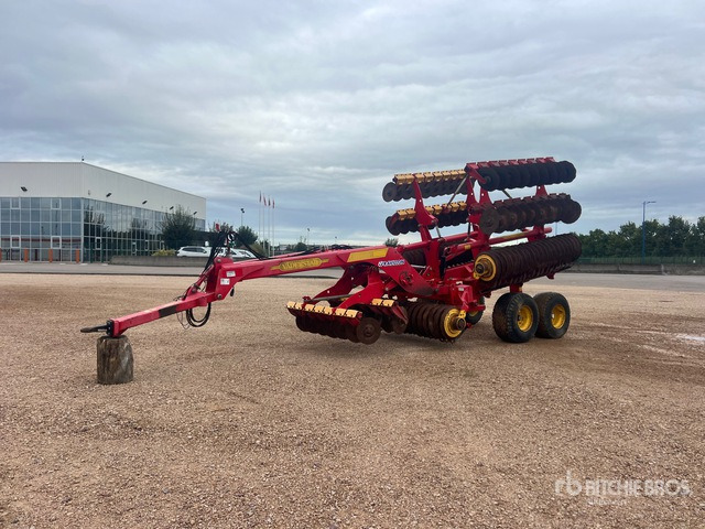2009 Vaderstad Carrier 650 6.5 m Semi-Mount Dechaumeur A D ... Disc Harrow - قرص مسلفة: صور 2 2009 Vaderstad Carrier 650 6.5 m Semi-Mount Dechaumeur A D ... Disc Harrow - قرص مسلفة: صور 2