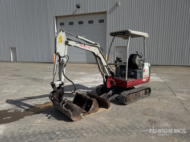 2010 Takeuchi TB016 Mini-Pelle Mini Excavator:  <6.6t - حفارة مصغرة: صور 2 2010 Takeuchi TB016 Mini-Pelle Mini Excavator:  <6.6t - حفارة مصغرة: صور 2