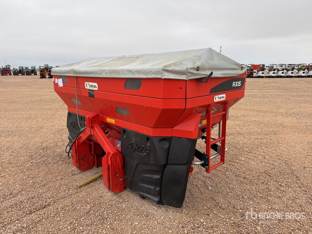 2011 Kuhn AXIS 50.1W 36 m 3-Point 3000 gal Epandeur ... Fertilizer Spreader - آلة رش الأسمدة: صور 4 2011 Kuhn AXIS 50.1W 36 m 3-Point 3000 gal Epandeur ... Fertilizer Spreader - آلة رش الأسمدة: صور 4