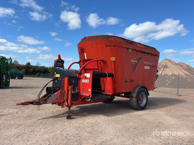 2013 Kuhn Profile 1880 Melangeuse Distributrice 1 Essi ... Feed Mixer - آلة خلط وتوزيع الأعلاف: صور 2 2013 Kuhn Profile 1880 Melangeuse Distributrice 1 Essi ... Feed Mixer - آلة خلط وتوزيع الأعلاف: صور 2
