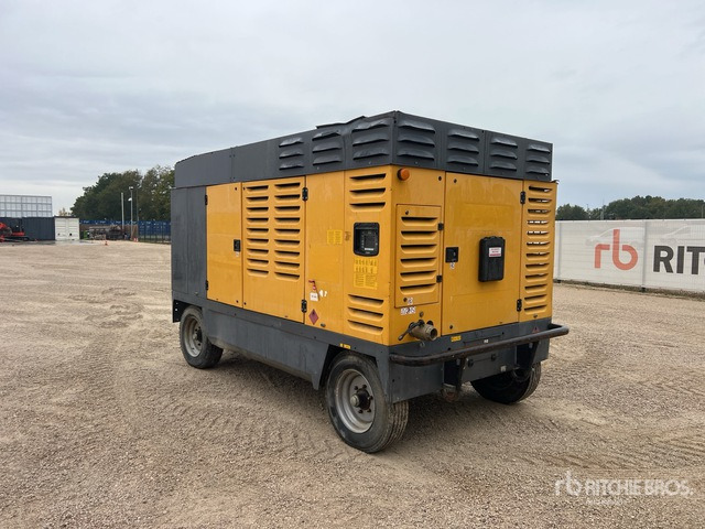 2015 Atlas Copco XAHS447 Mobile 25000 L Compresseur A Air Air Compressor - ضاغط الهواء: صور 3 2015 Atlas Copco XAHS447 Mobile 25000 L Compresseur A Air Air Compressor - ضاغط الهواء: صور 3