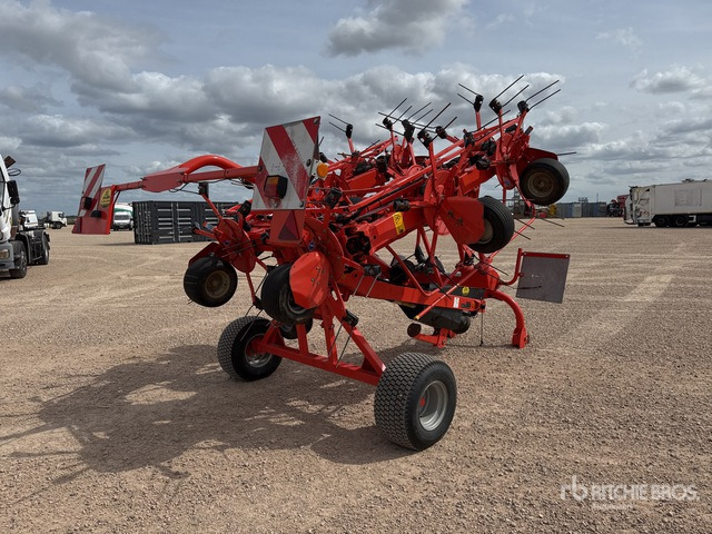 2015 Kuhn GF10802TGII 10.8 m Semi-Mount 10 Rotor Faneuse Hay Tedder - لمّامَة القش: صور 4 2015 Kuhn GF10802TGII 10.8 m Semi-Mount 10 Rotor Faneuse Hay Tedder - لمّامَة القش: صور 4