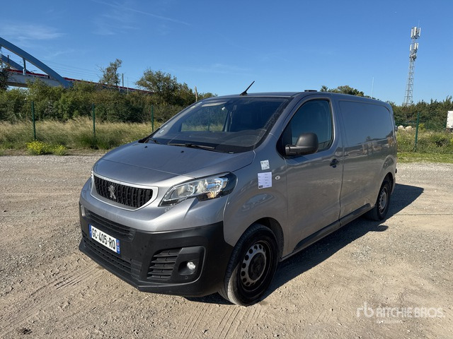 2021 Peugeot Expert Vehicule Utilitaire Cargo Van - فان, الشاحنات الصغيرة كابينة مزدوجة: صور 1 2021 Peugeot Expert Vehicule Utilitaire Cargo Van - فان, الشاحنات الصغيرة كابينة مزدوجة: صور 1