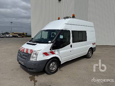 FORD TRANSIT 4x2 Camion Fourgon - بصندوق مغلق شاحنة: صور 1 FORD TRANSIT 4x2 Camion Fourgon - بصندوق مغلق شاحنة: صور 1